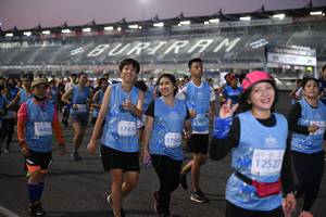 BIB: 10097, 17475, 16438, 17501, 12527
                            <button type="button" onclick="openModal(10837121)" class="btn btn-primary btn-sm float-right btn-popup" data-toggle="modal" data-target=".modal-high-quality">
                        <i class="fas fa-shopping-cart"></i> Add to Cart
                    </button>
                                            <button type="button" onclick="isThisMe(10837121, true)" class="btn btn-success btn-sm float-right btn-popup btn-isme hidden" data-toggle="tooltip" data-placement="bottom" title="นี่คือรูปของคุณใช่ไหม คลิกที่นี่เพื่อเอาเข้าอัลบั้ม">
                        <i class="fas fa-plus"></i> Add to album
                    </button>
                    <button type="button" onclick="isThisMe(10837121, false)" class="btn btn-warning btn-sm float-right btn-popup btn-isnotme hidden">
                        <i class="fas fa-ban"></i> Remove from album
                    </button>